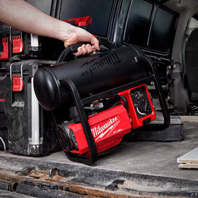 Compresor de aire Milwaukee M18FAC-0