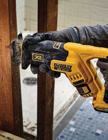 Kit Dewalt Taladro Percutor DCD796 + Sierra Sable DCS367 + 2bat 2Ah + cargador + TSTAK VI DCK277D2