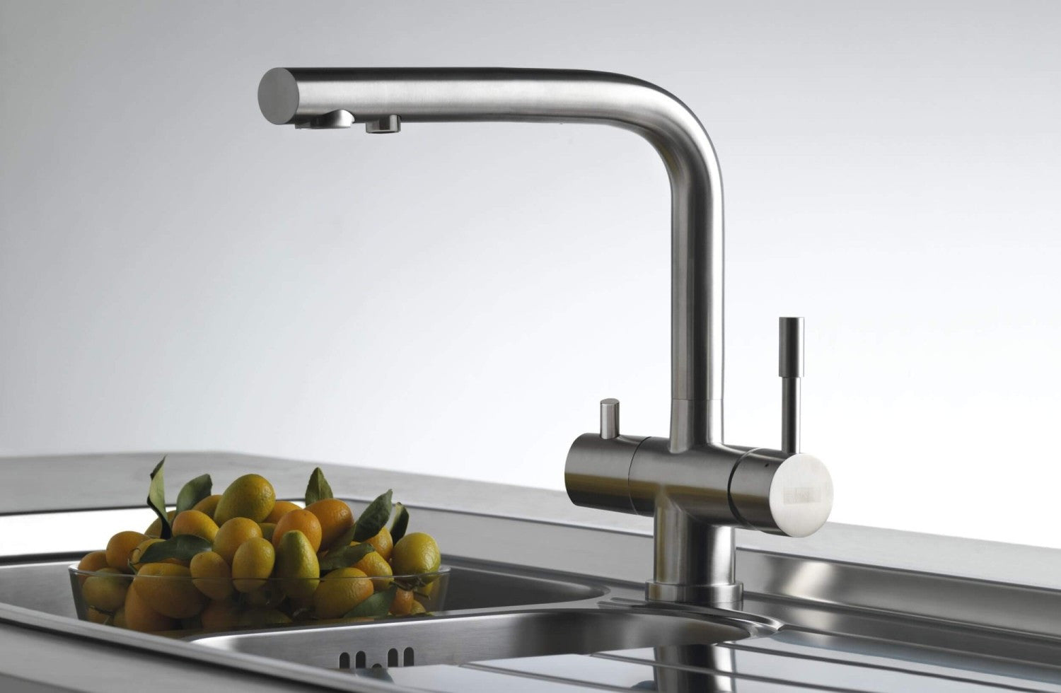 Grifo de agua filtrada bimando de tres vías Atlas Clear Water Inox Franke 120.0179.978