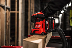 Lijadora Orbital M18 1/4 Milwaukee M18 BQSS-0