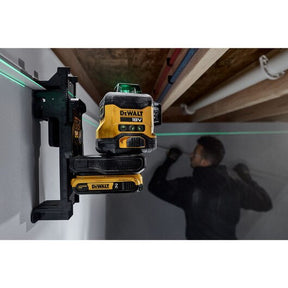 Nivel láser autonivelante Verde de 3 líneas 360° con batería 18V Li-Ion 2Ah Dewalt DCLE34031D1