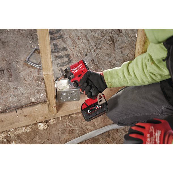 Atornillador de impacto 1/4 hex Milwaukee M18FID3-0X