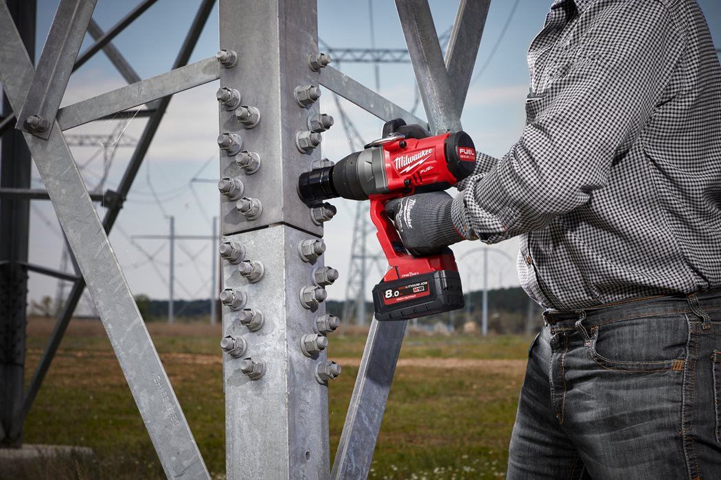 Llave de impacto de alto par M18 FUEL One-Key de 1" con anillo Milwaukee M18 ONEFHIWF1-802X