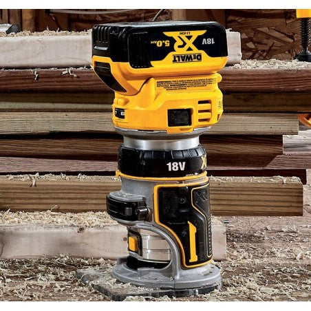 Perfiladora sin escobillas XR 18V Dewalt DCW600N