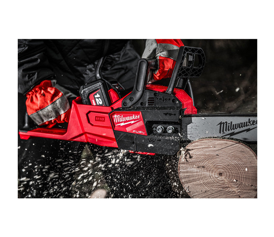 Motosierra M18 con barra de 30cm Milwaukee M18 FCHSC-0