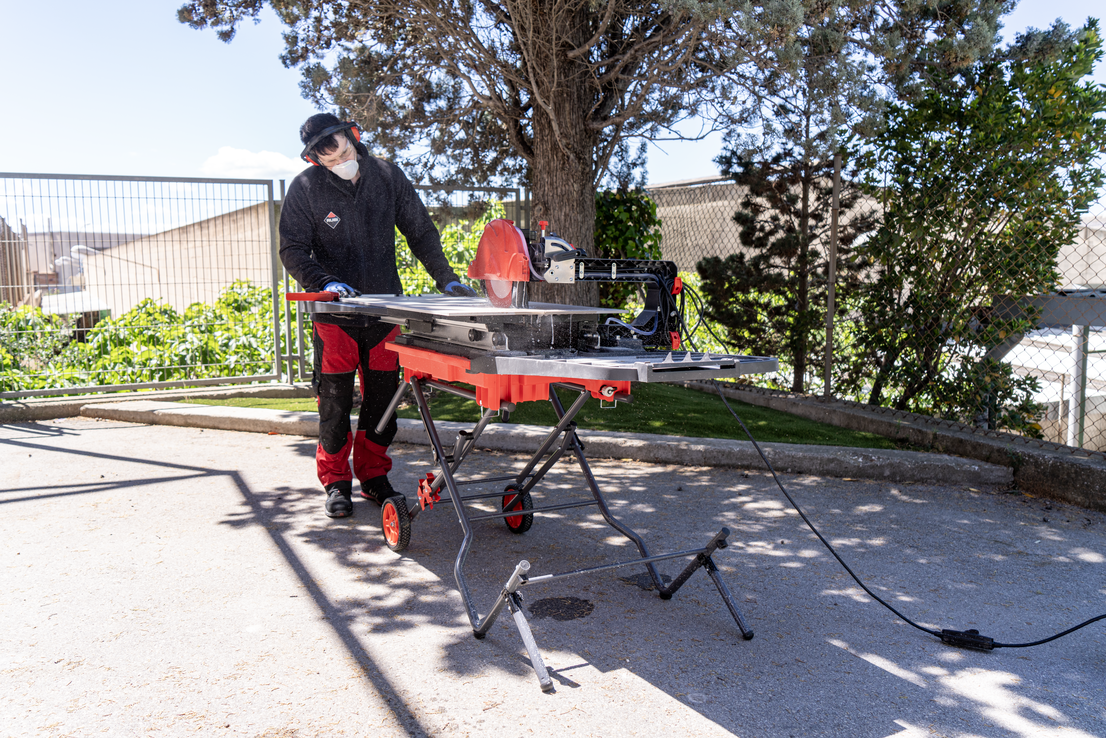 Cortadora eléctrica DT-250 MAX transportable con efecto tronzadora Rubi